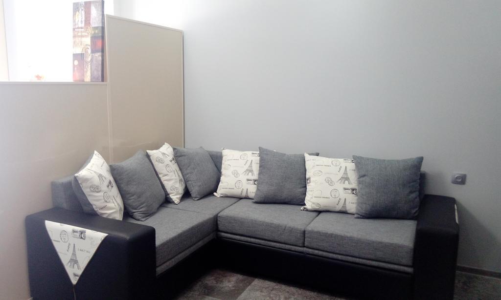 Apartament Gia Batoemi Buitenkant foto