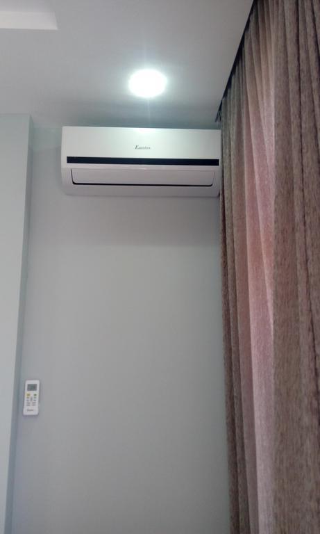 Apartament Gia Batoemi Buitenkant foto