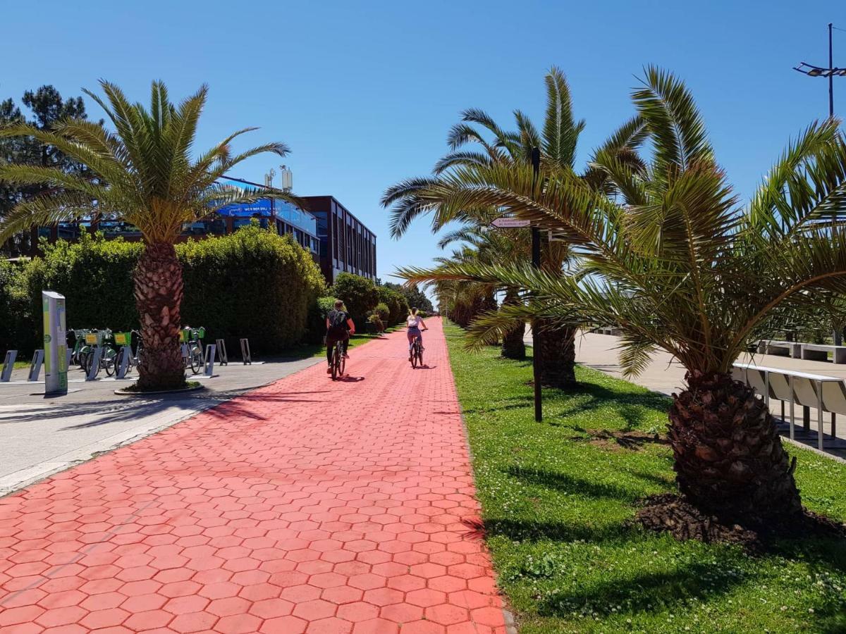 Apartament Gia Batoemi Buitenkant foto